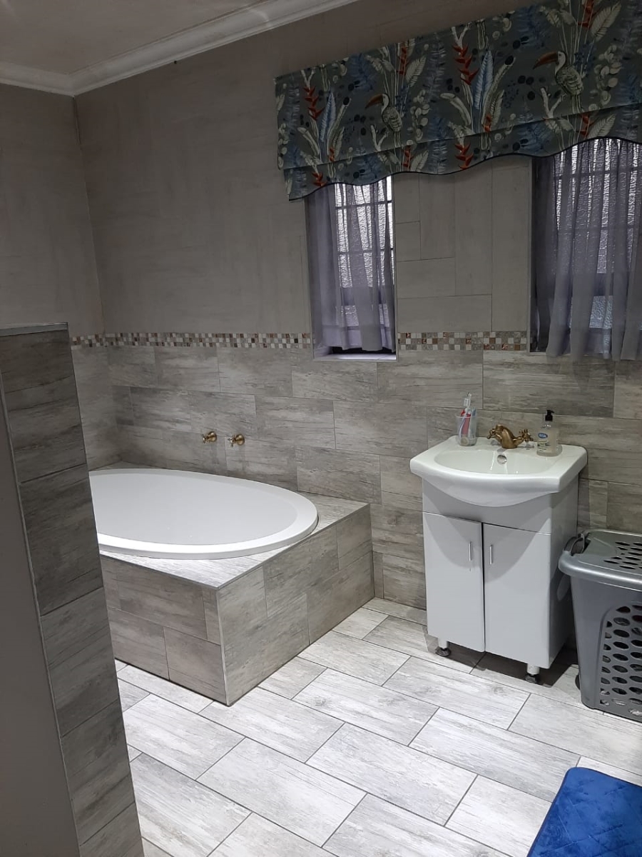 4 Bedroom Property for Sale in Sasolburg Ext 23 Free State